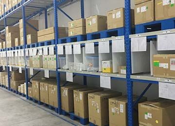 廣東中型倉儲(chǔ)貨架能加高嗎？【易達(dá)貨架】