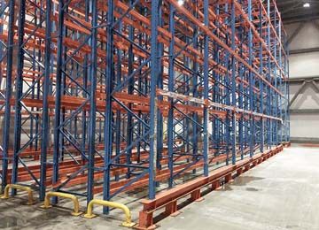 大型倉(cāng)庫(kù)重型貨架雙深度貨架的優(yōu)勢(shì)【易達(dá)貨架】