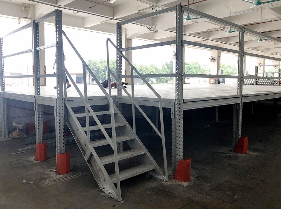 鎮(zhèn)泰工業(yè)廣東閣樓平臺貨架【易達貨架】