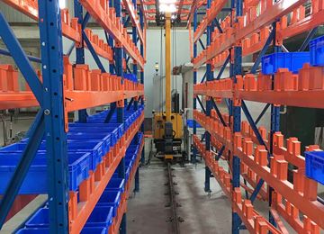 深圳小型立體倉(cāng)庫(kù)生產(chǎn)周期大概是多久？【易達(dá)貨架】