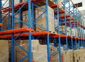 通廊貨架貨位密度高嗎？東莞市貨架廠解析【易達貨架】