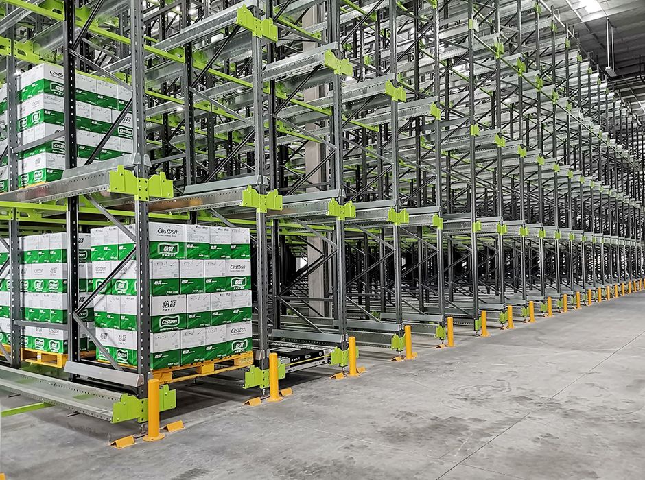 怡寶飲料半自動穿梭式貨架【易達(dá)貨架】 怡寶飲料半自動穿梭式貨架【易達(dá)貨架】