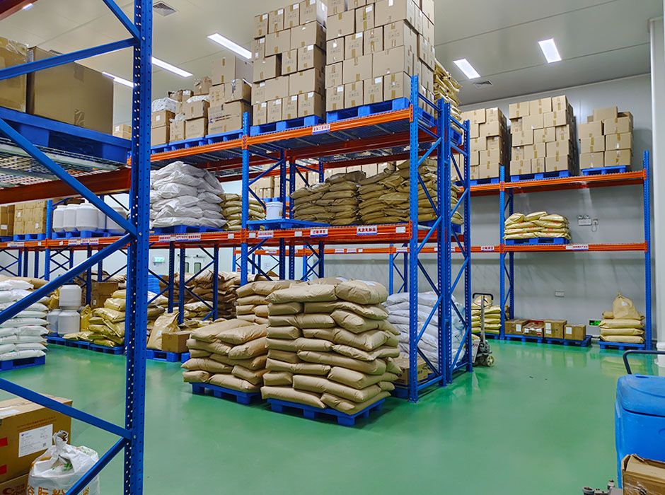 興億海洋生物肇慶重型托盤貨架【易達貨架】