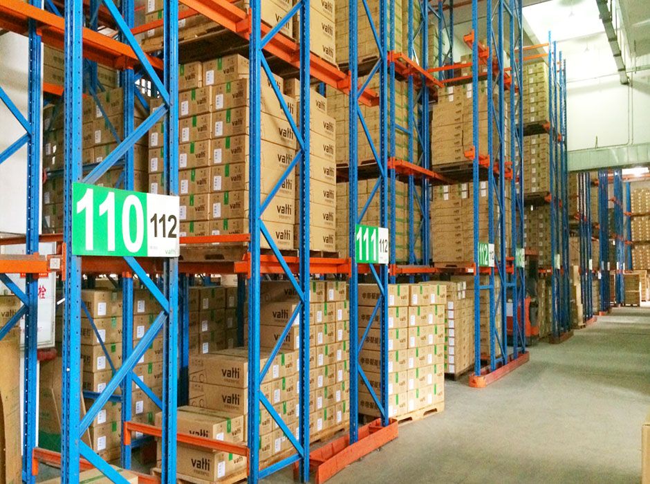 愛立信公司密集型貫通式貨架【易達(dá)貨架】 愛立信公司密集型貫通式貨架【易達(dá)貨架】