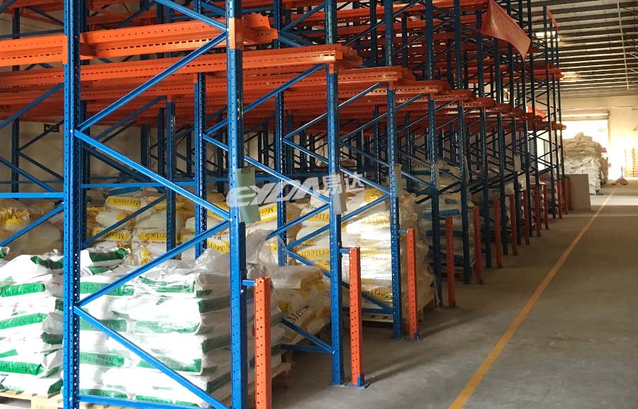 通廊式倉(cāng)儲(chǔ)貨架